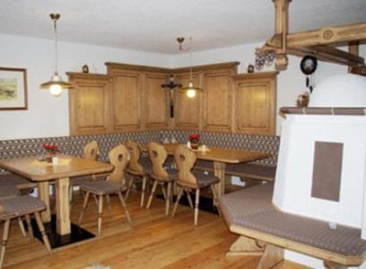 Alpenhof Pension-Garni Nauders Exteriör bild