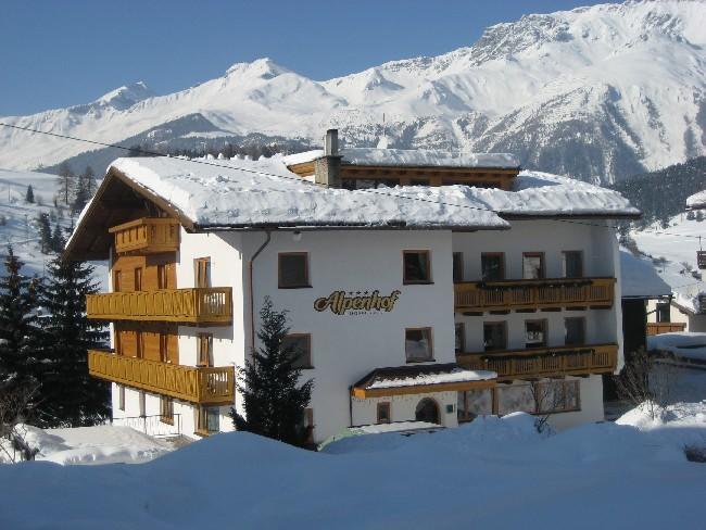 Alpenhof Pension-Garni Nauders Exteriör bild