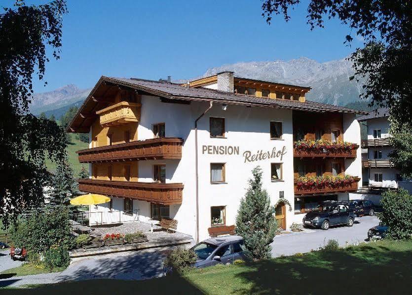 Alpenhof Pension-Garni Nauders Exteriör bild