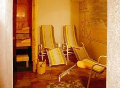 Alpenhof Pension-Garni Nauders Exteriör bild